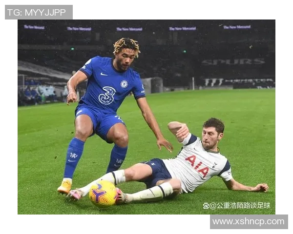 2015年足球明星回顾与成就分析探讨各大联赛的影响力与表现 2015年足球明星回顾与成就分析探讨各大联赛的影响力与表现